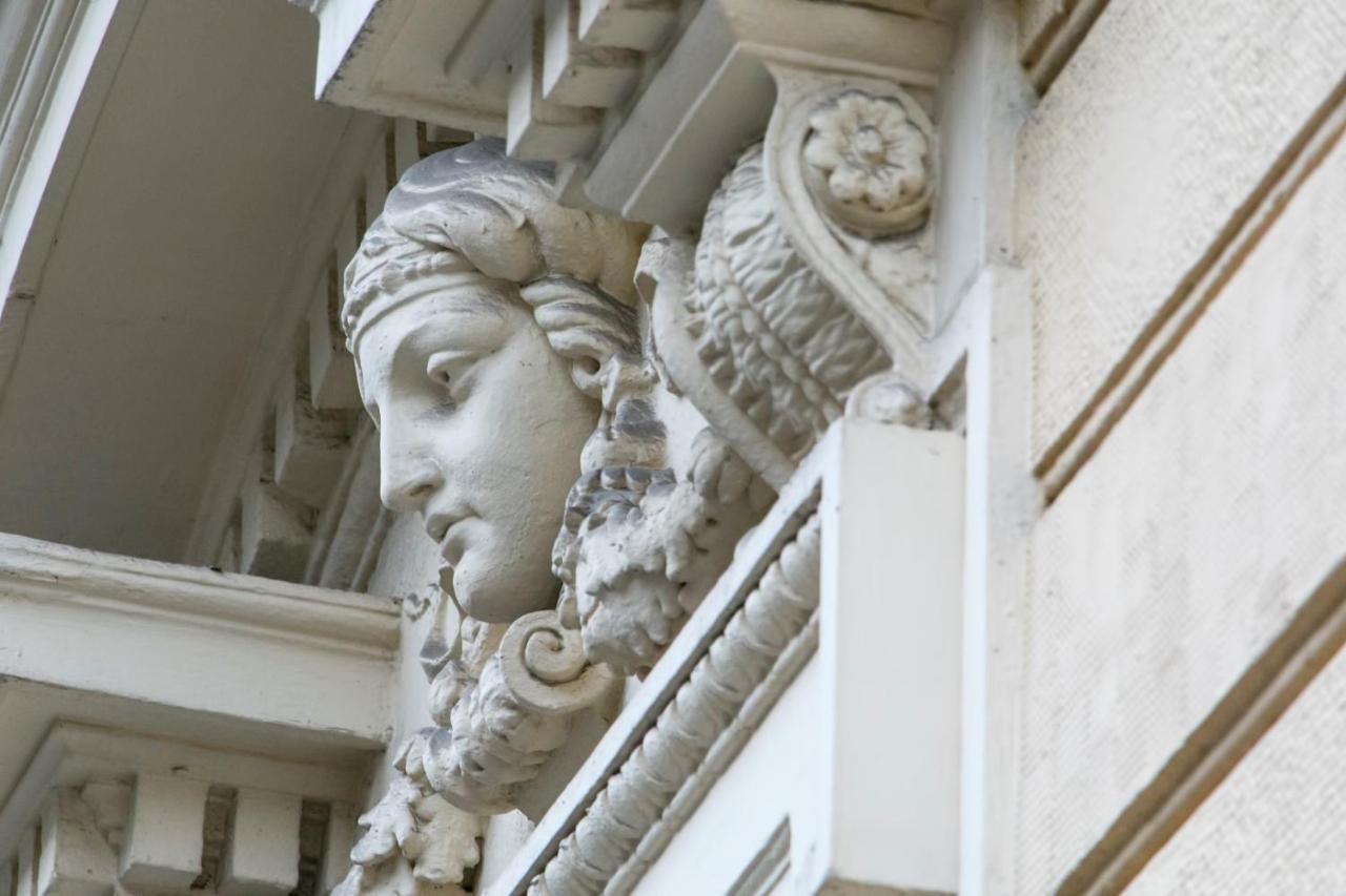 Count Zrinyi Basilica Luxurious Residence Budapest Exterior photo